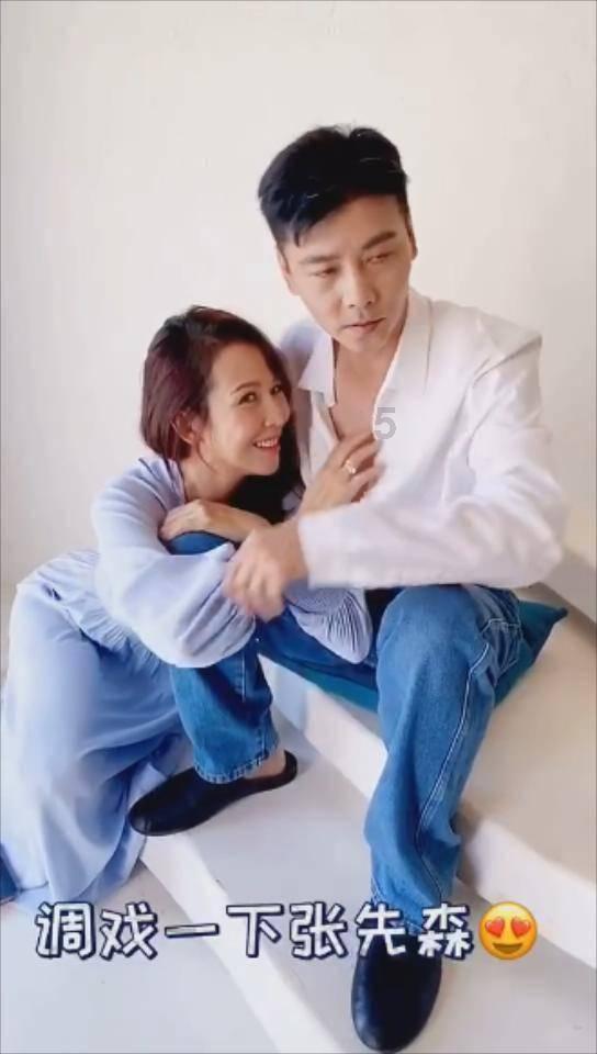红色盒子小人